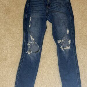 Hollister Curvy High-Rise Mom Jean